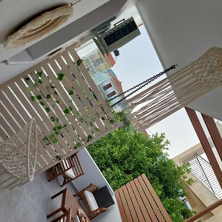 Maria Ireon Apartment 1 With Hot-Tube Exterior photo