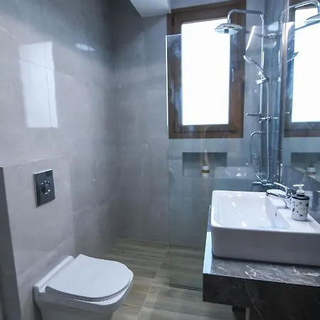Maria Ireon Apartment 1 With Hot-Tube Exterior photo