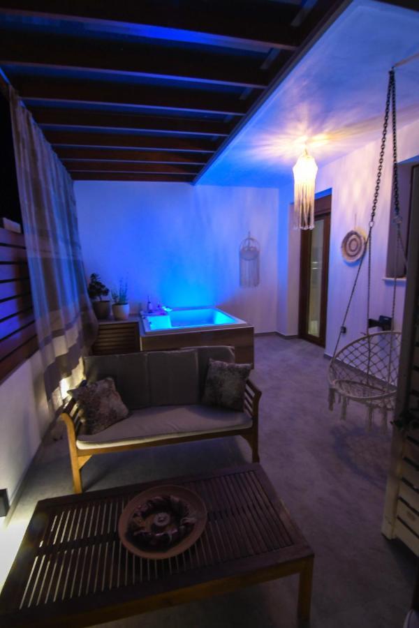 Maria 1 With Hot-tube Apartment Ireo (Samos)
